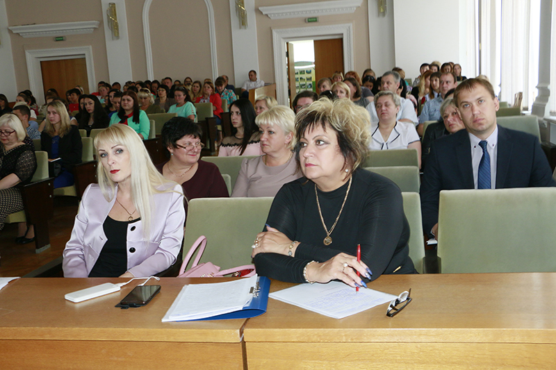 Своими глазами мозырь. Мозырский райисполком. Мозырь горисполком. Куранда Мозырский исполком. Кабинет 109 горисполком Мозырь.