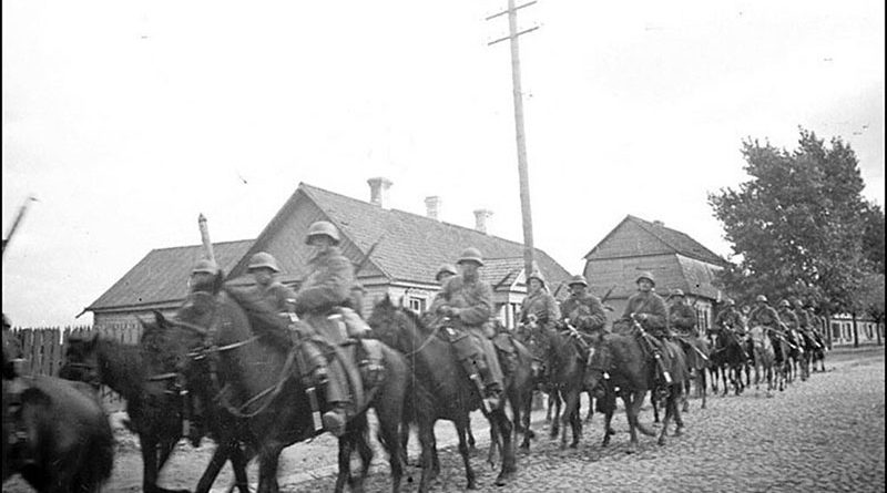 Поход красной. Контрудар под Гродно. Парад в Гродно 1939.