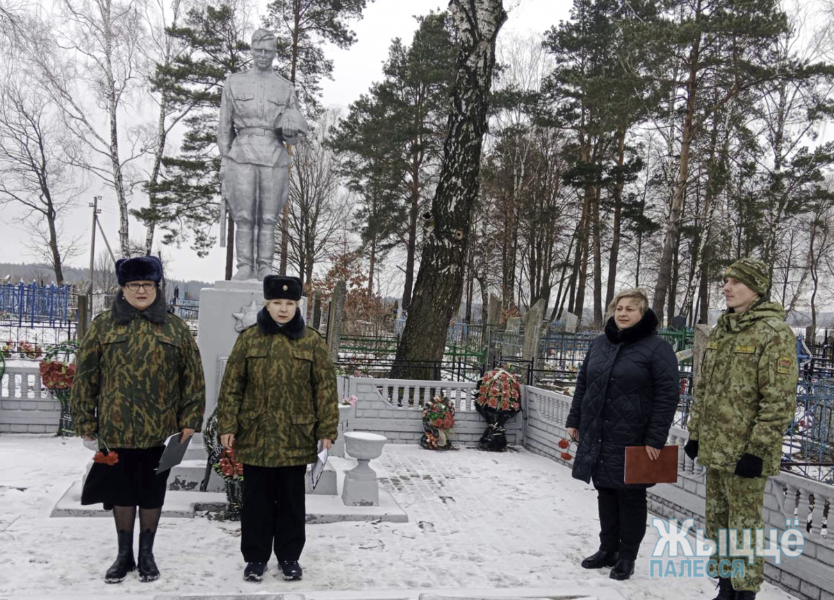 В агрогородке Прудок почтили память воинов-освободителей - Жыцце Палесся