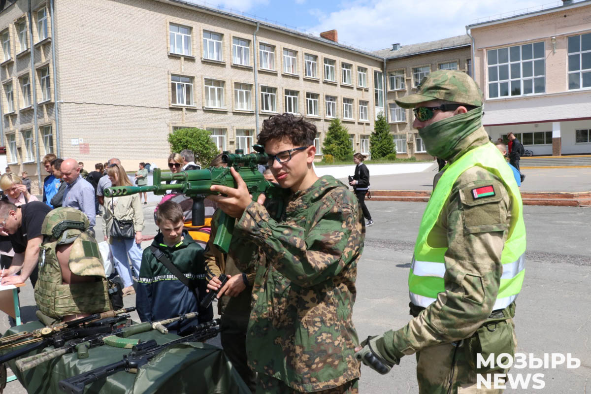 В мозырской средней школе № 11 состоялись районные соревнования по  страйкболу «Кубок Полесья» - Жыцце Палесся